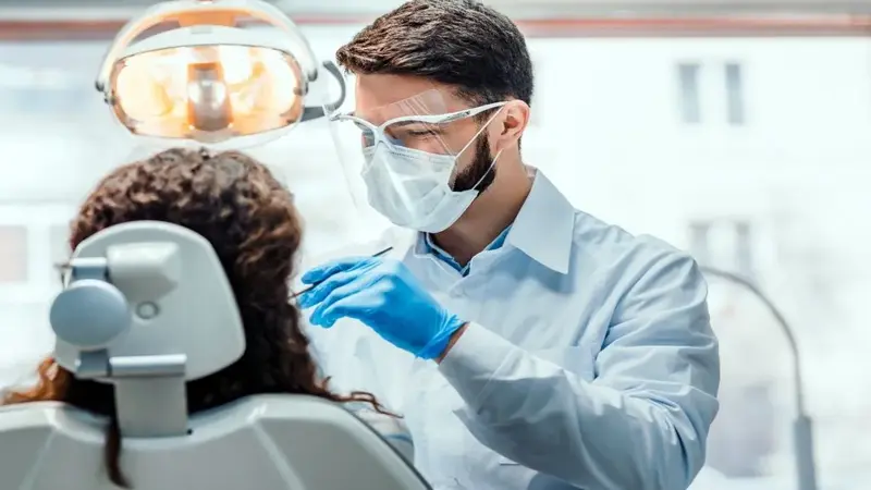 Affordable Dental Implants for Seniors: Essential Tips and Advice